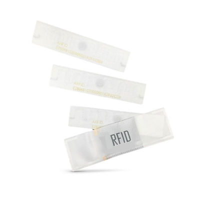 70 * 15mm RFID Çamaşır Etiketi Endüstriyel RFID Tekstil Etiketi 200 Yıkanabilir Kez