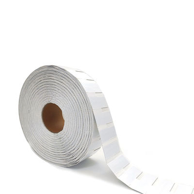 Metal Etiket Üzerinde UHF Esnek RFID Beyaz Etiket 70 * 30mm 860-960MHz