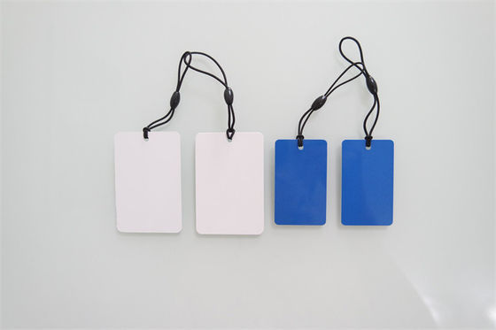 512 Bit RFID Etiket Etiketi RFID Giyim Etiketleri Okuma Mesafesi 5 Metre