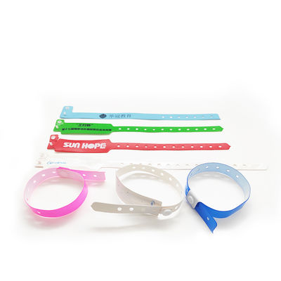 Birçok Renk ile RFID PVC Bileklik RFID Etiket Bileziği Özelleştirin